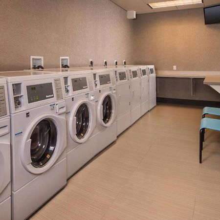 Fairfield Inn & Suites By Marriott Altoona Bagian luar foto